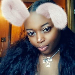 Meet your Posher, Ciara